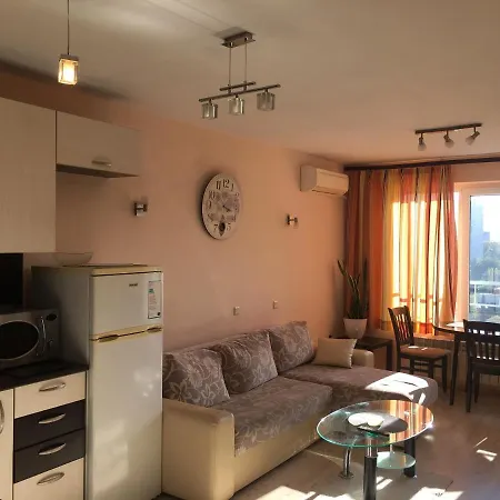 апартамент зорница Apartmán Burgas City